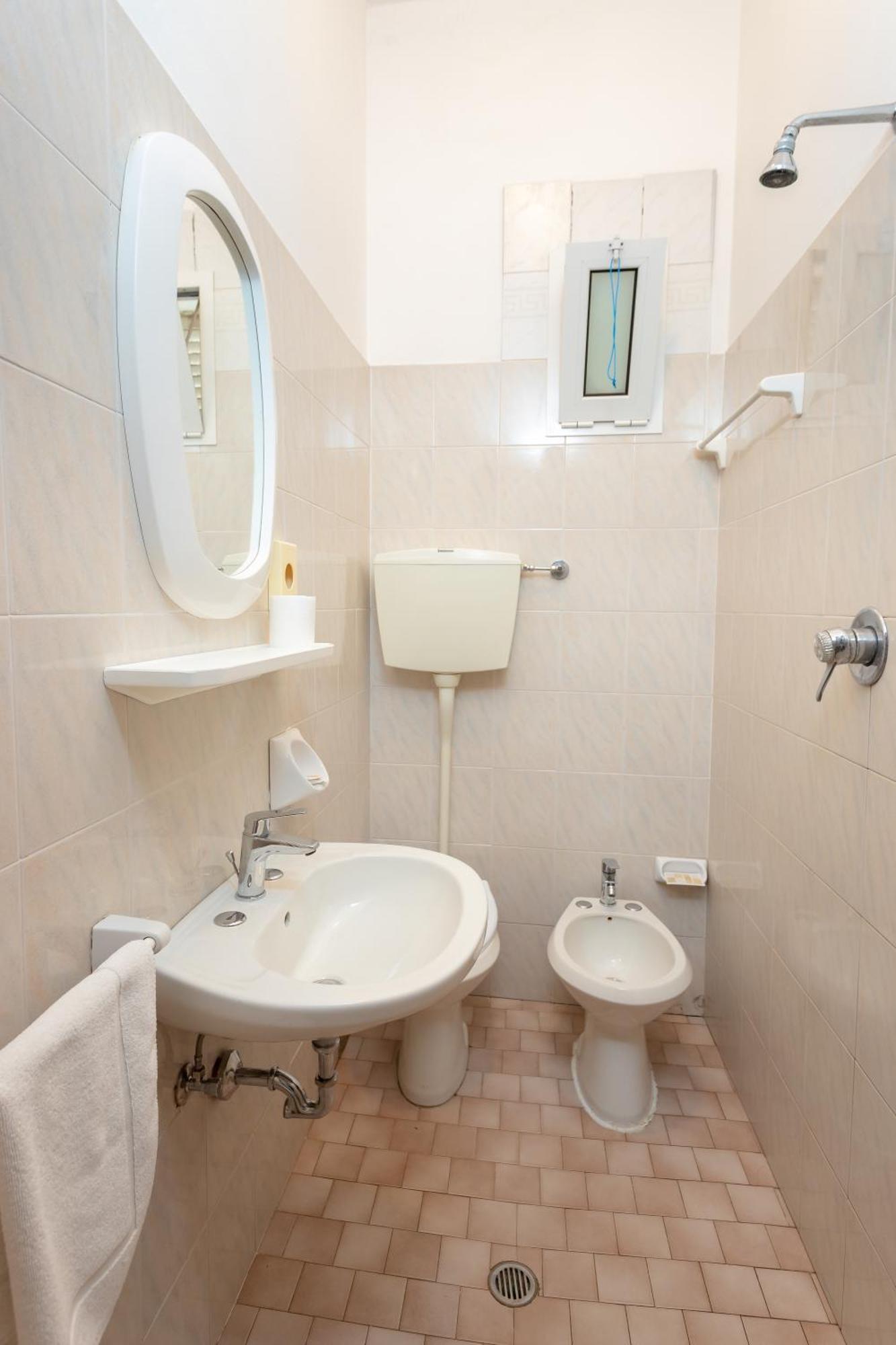 Hotel Katina Ріміні Екстер'єр фото